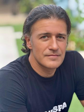 Body Renewal <i>by Enrique</i>