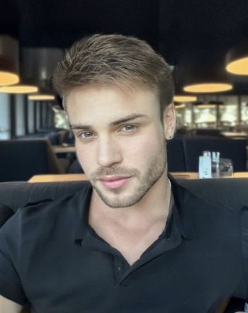 Therapeutic Touch <i>by Fabricio</i>