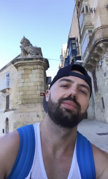 Knot-busting <i>by Pavel</i>