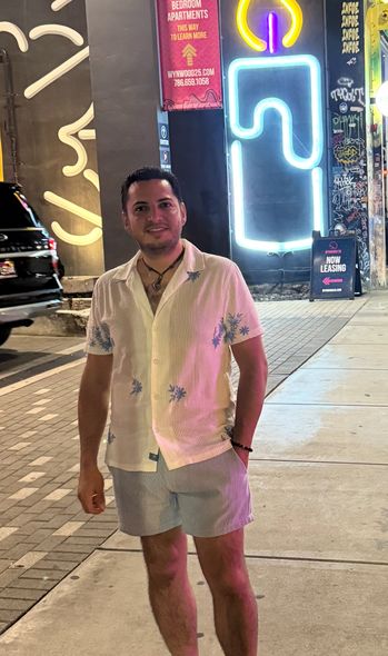 Mind<b>+</b>Body Massage <i>by Carlos</i>