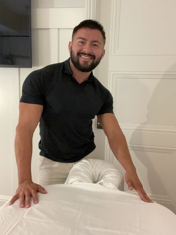 Customized Massage <i>by Andres</i>