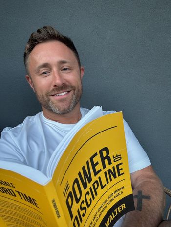 Professional Relaxation <i>by Wes</i>