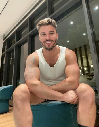 At-Home Massage <i>by Alex</i>