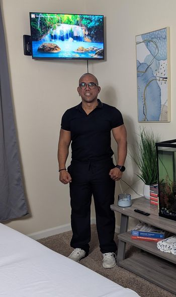 Therapeutic Massage <i>by Cris</i>