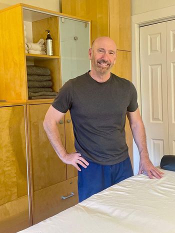 Therapeutic Massage <i>by Glen</i>