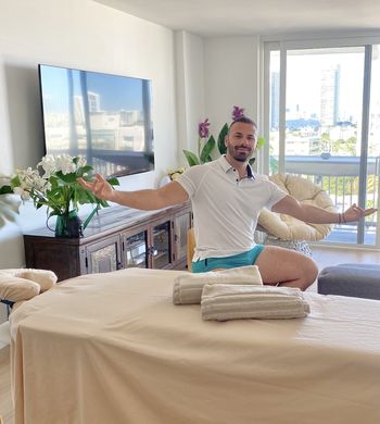 Therapeutic Massage <i>by Chris</i>