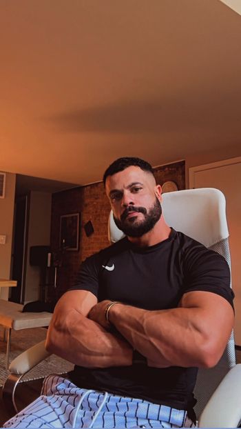 Male Massage <i>by Alin</i>