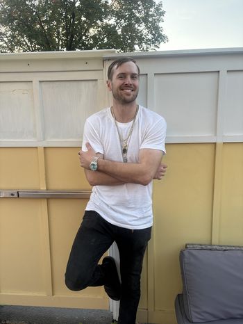 Mobile Massage <i>by Andrew</i>