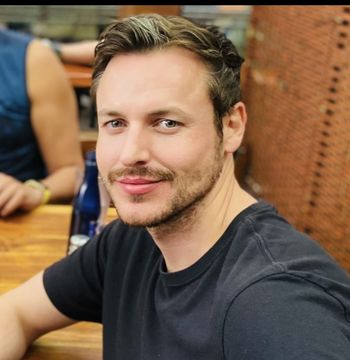 Body<b>+</b>Spirit Healing <i>by Brady</i>