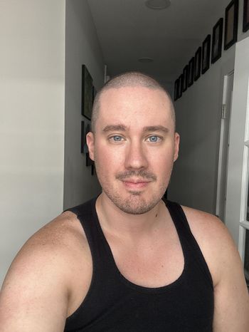 Comforting Massage <i>by Danny</i>