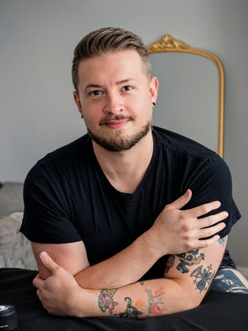 Tranquil Touch <i>by Travis</i>