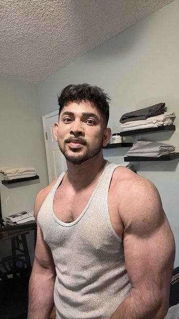 Rejuvenating Massage <i>by Sayeed</i>