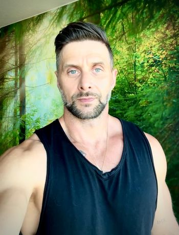 Shamanistic Massage <i>by Lukasz</i>